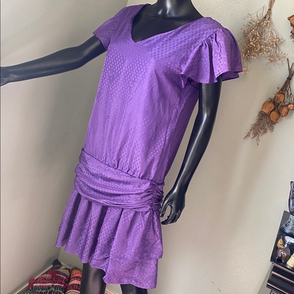 Vintage Purple Ruffle Sleeve Dress - Picture 6 of 11